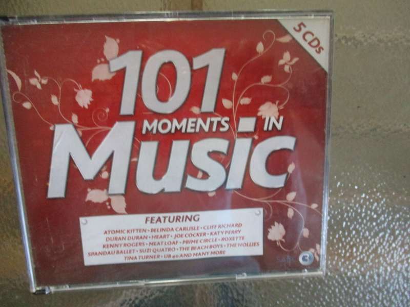 101 moments in music  5 cd box
