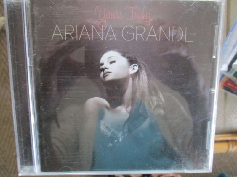 ariana grande