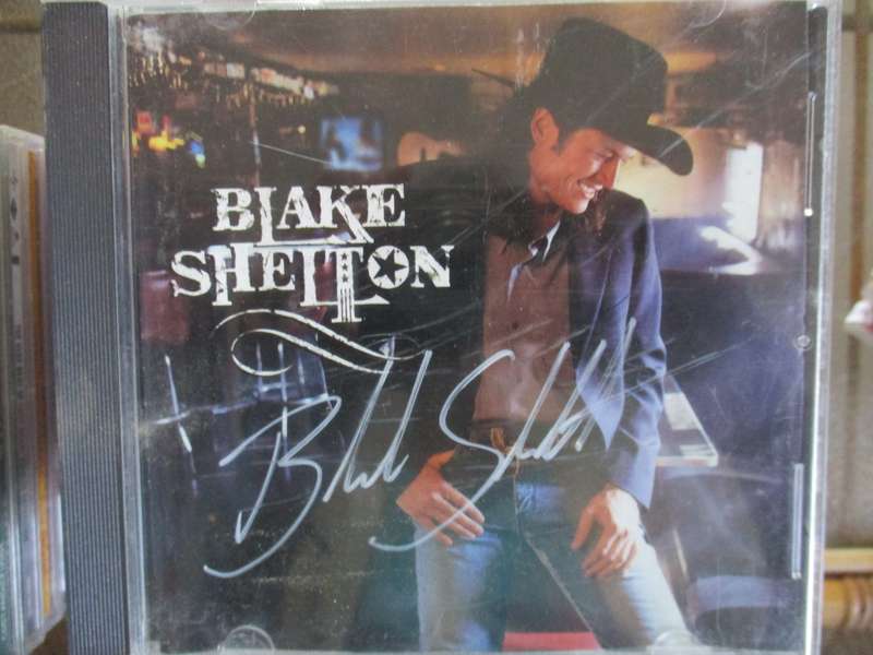 blake shelton