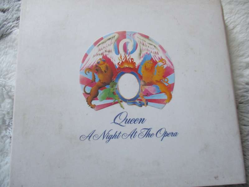 queen cd and dvd