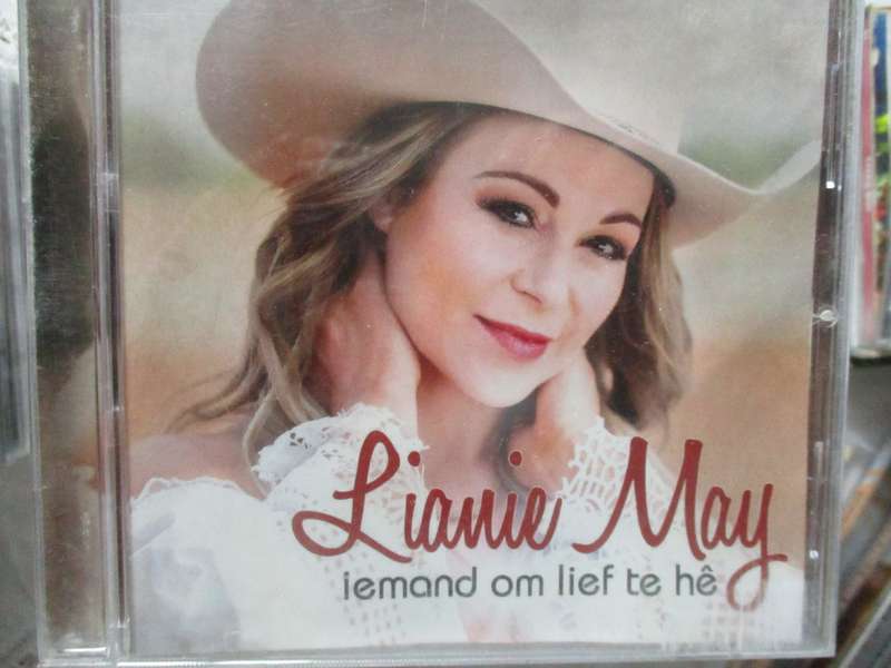 lianie may