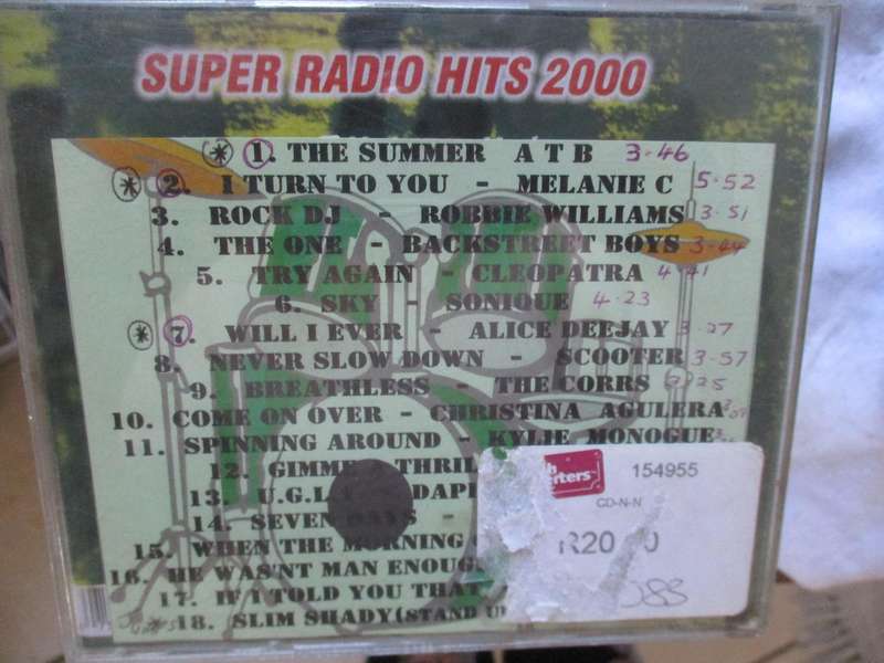 super radio hits 2000