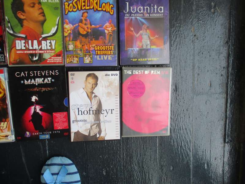music dvd, one pc game and other dvds