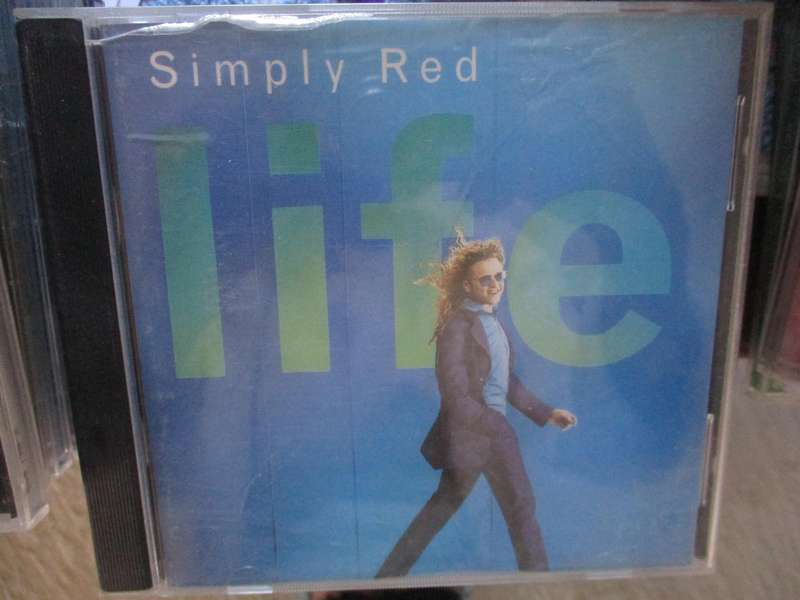 simply red
