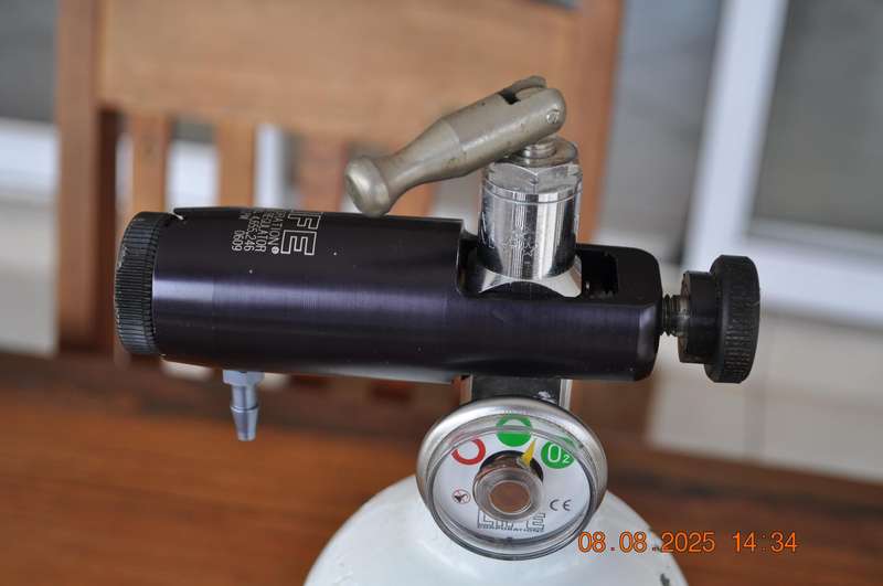 Medical Oxygen Bottle Cylinder With Regulator