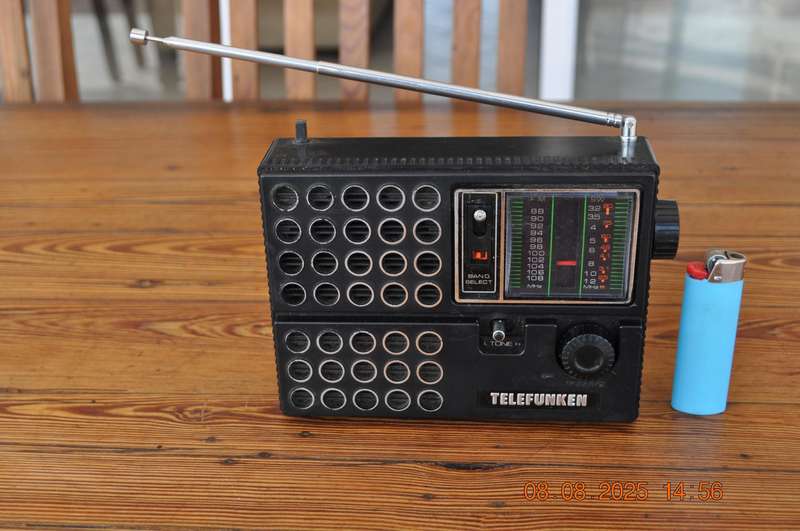 Vintage Telefunken Fm/Sw Radio (as is)