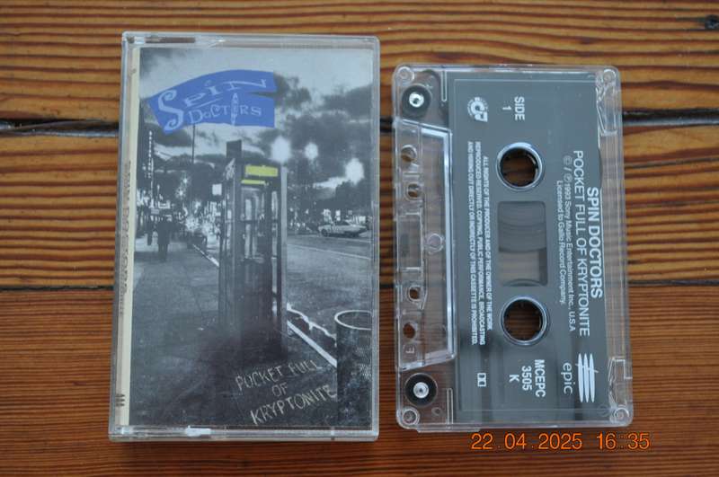 Spin Doctors - Pocket Full Of Kryptonite (Cassette)
