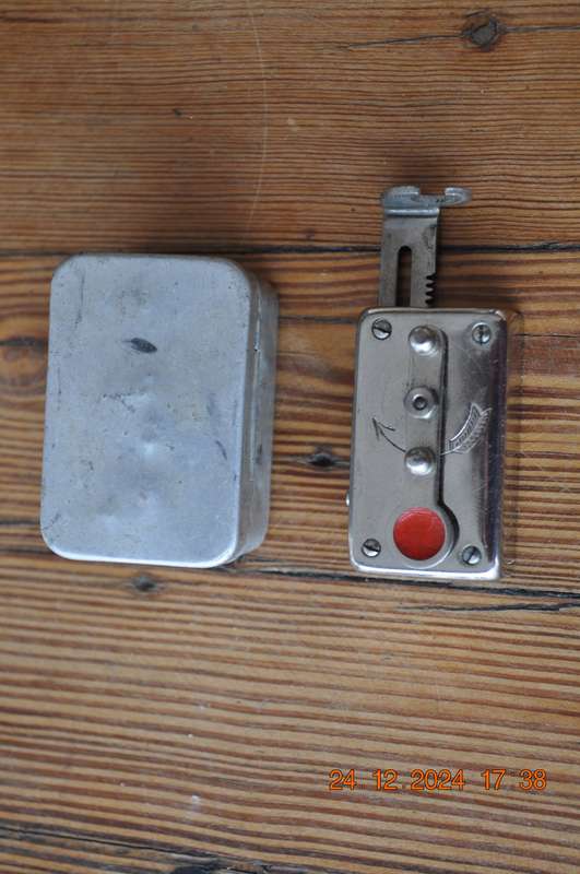 Vintage Camera Auto Self Timer