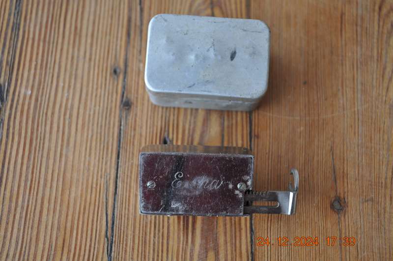 Vintage Camera Auto Self Timer