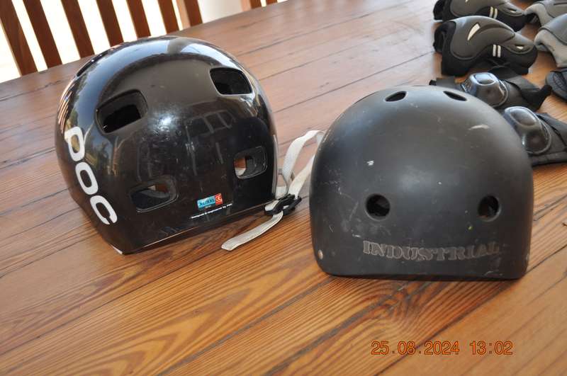 Protective Gear Helmet POC And Knee Pads