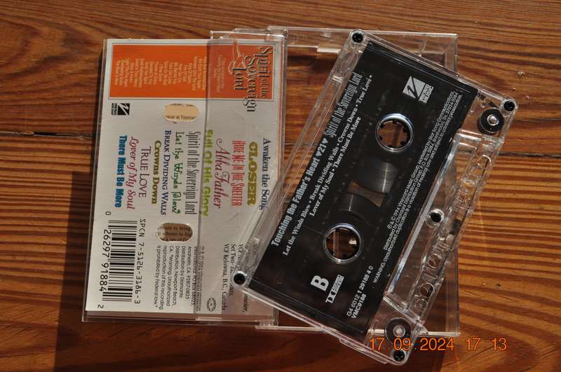 Touching The Father's Heart - Spirit Of The Sovereign Lord (Cassette)