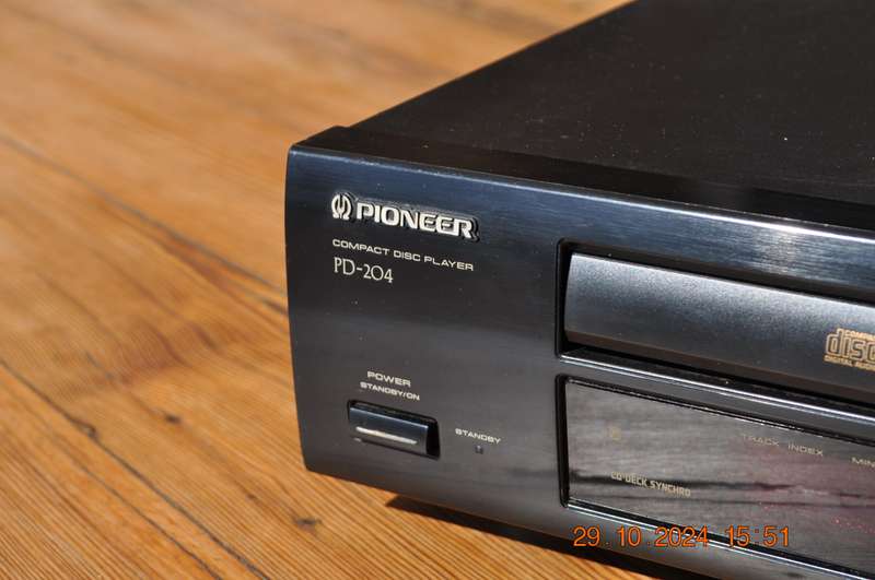 Pioneer PD-204 CD Player