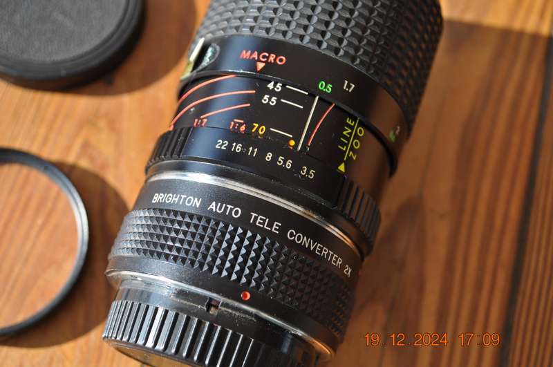 Ozunon 35-70mm Camera Lens