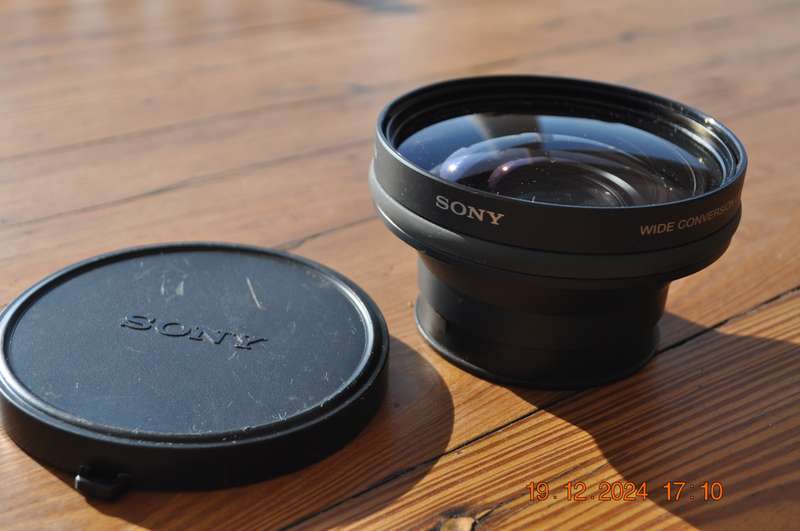 Sony VCL-DH0758 Wide Conversion x0.7 Camera Lens