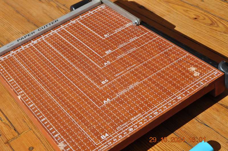 Paper Trimmer Cutter No 8003