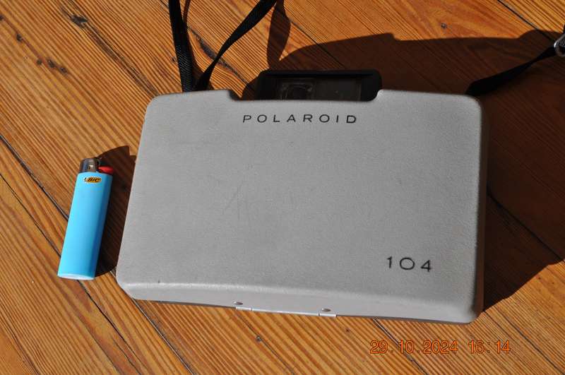 Vintage Polaroid 104 Folding Land Camera