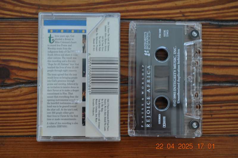 Praise & Worship - Rejoice Africa (Cassette)