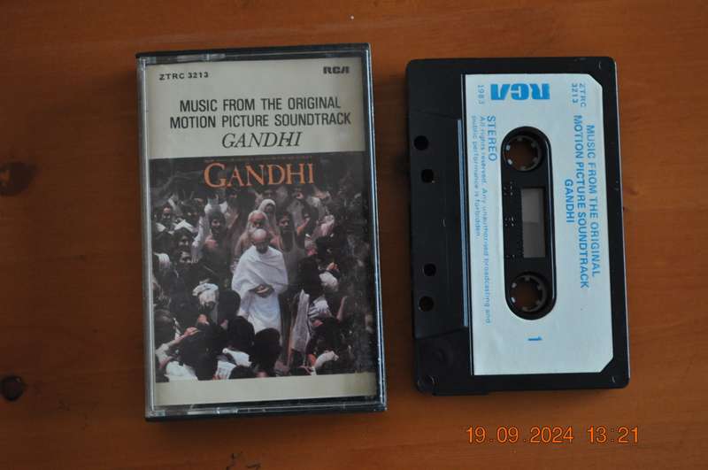 Ghandi - Soundtrack (Cassette)