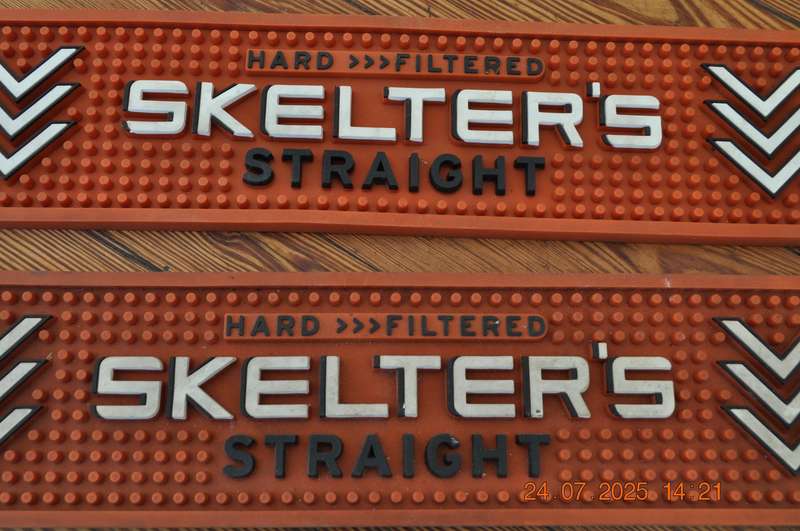Skelters Straight Drip Bar Mats