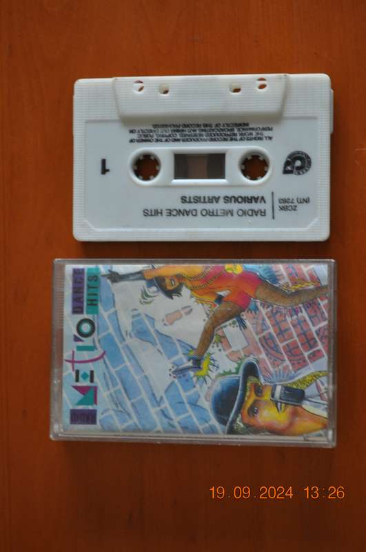 Radio Metro Dance Hits - Various (Cassette)