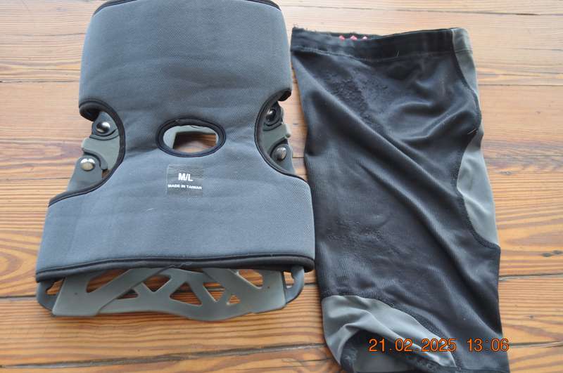 Donjoy Reaction Knee Brace Size ML
