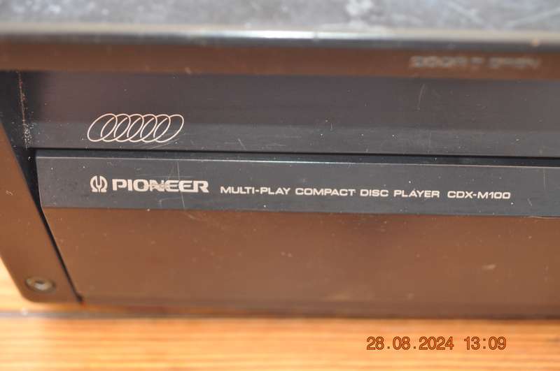 Vintage Pioneer CD Shuttle