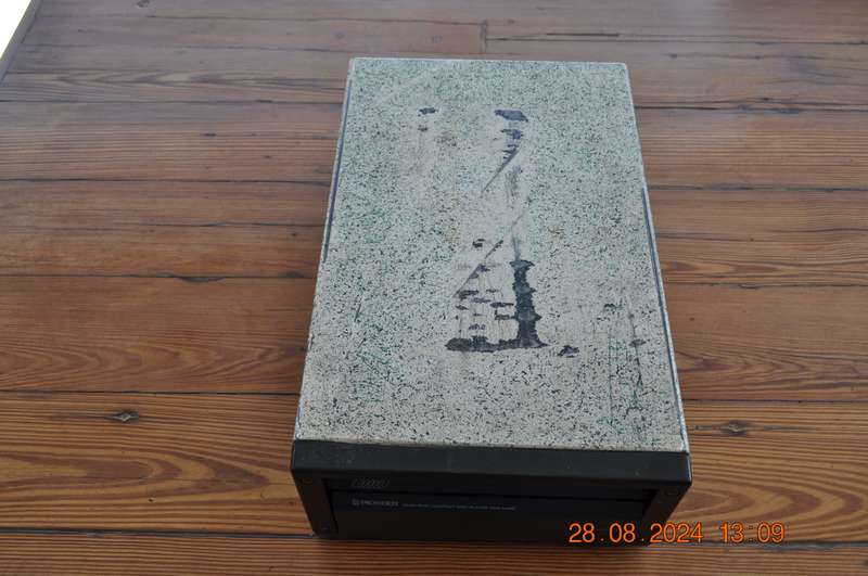Vintage Pioneer CD Shuttle