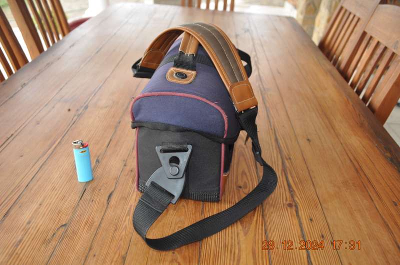 Minolta Shoulder Camera Carry Bag
