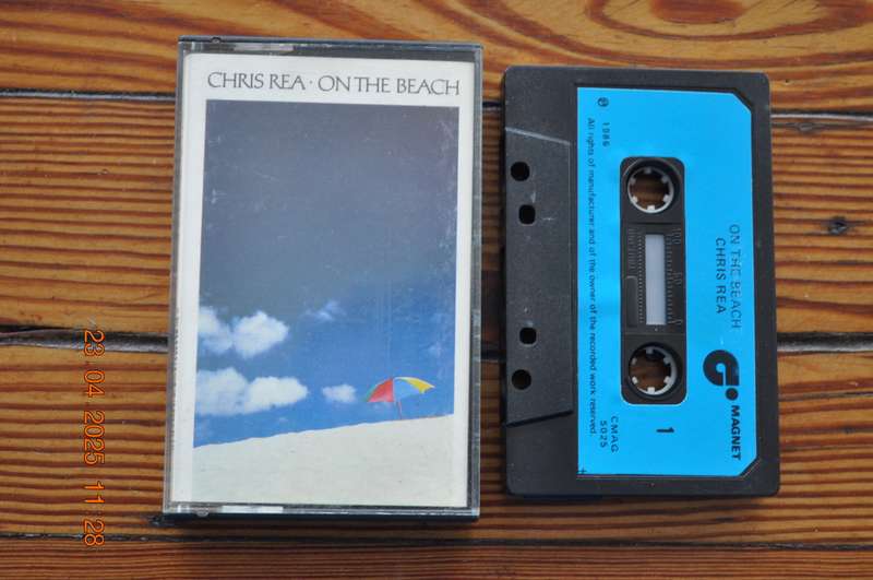 Chris Rea - On The Beach (Cassette)