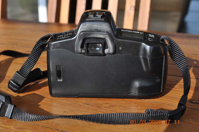 Minolta Dynax 300i 35mm Film Camera (body only)