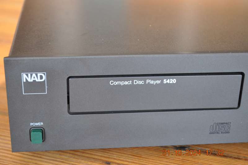 NAD 5420 CD Player (please read)