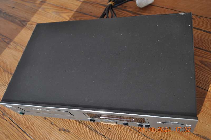 NAD 5420 CD Player (please read)