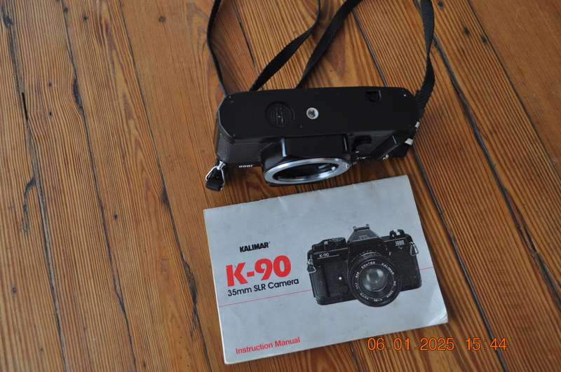 Vintage Kalimar K-90 35mm Film Camera (selling as is)