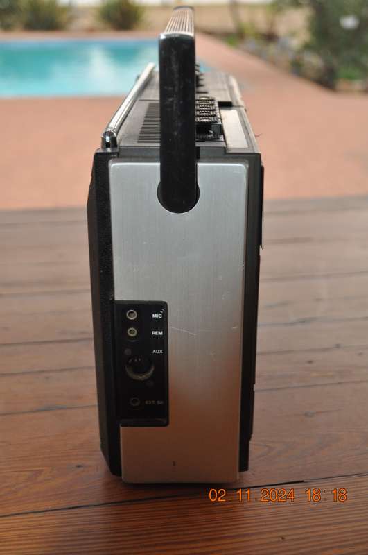 Vintage 1970s Phillips Radio Cassette Recorder (not working)