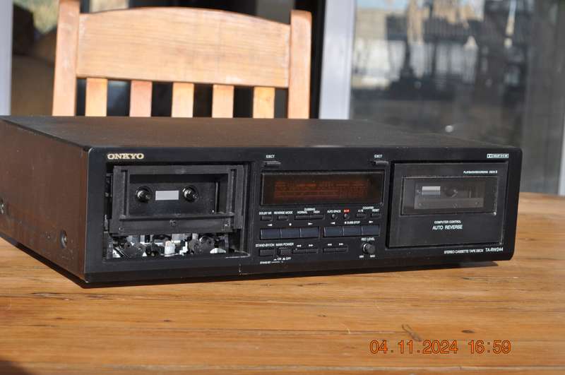 Onkyo TA-RW244 Double Cassette Tape Deck
