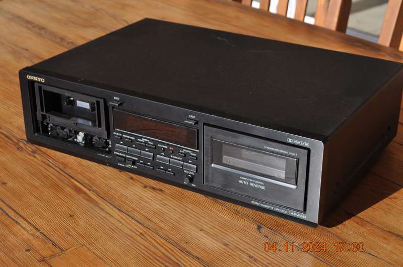 Onkyo TA-RW244 Double Cassette Tape Deck