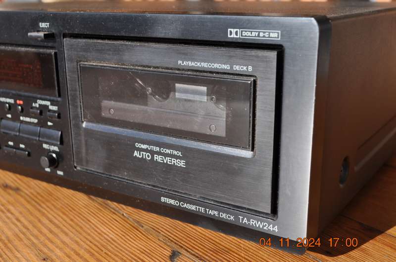 Onkyo TA-RW244 Double Cassette Tape Deck