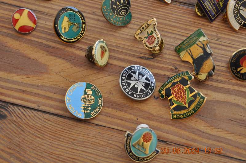Bowling Club Badges (25)