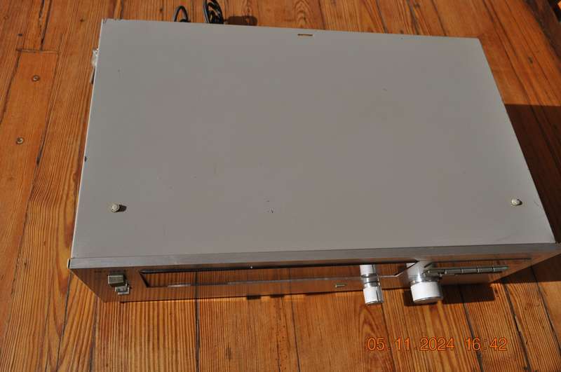 Vintage Sony ST-333S Tuner