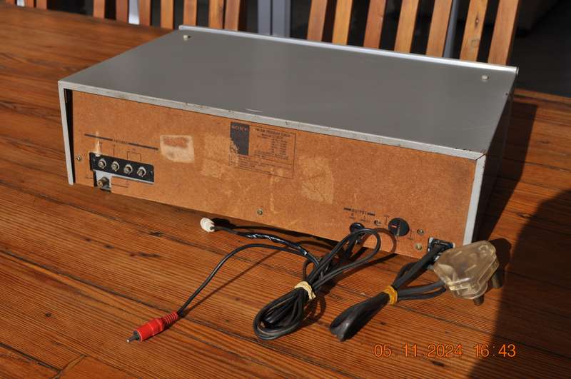 Vintage Sony ST-333S Tuner
