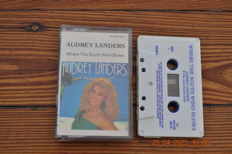 Audrey Landers - Where The South Wind Blows(Cassette)
