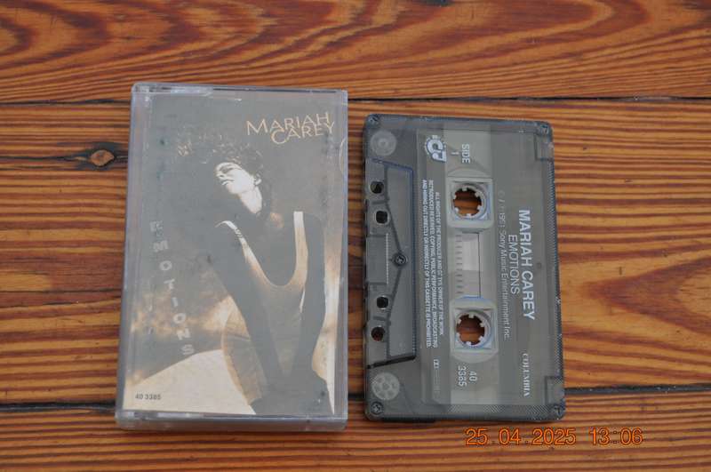 Mariah Carey - Emotions (Cassette)