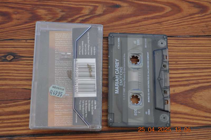 Mariah Carey - Emotions (Cassette)