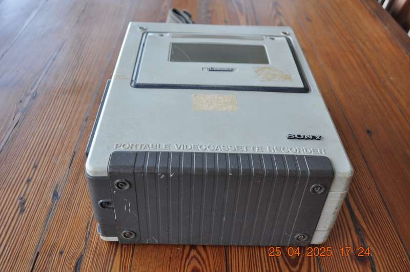 Vintage Sony U-Matic Video Cassette Recorder As Is