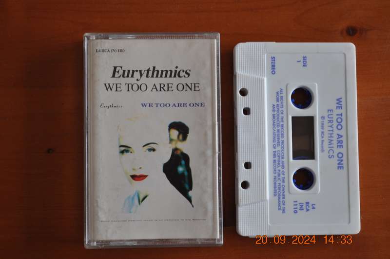 Eurythmics - We Too Are One (Cassette)