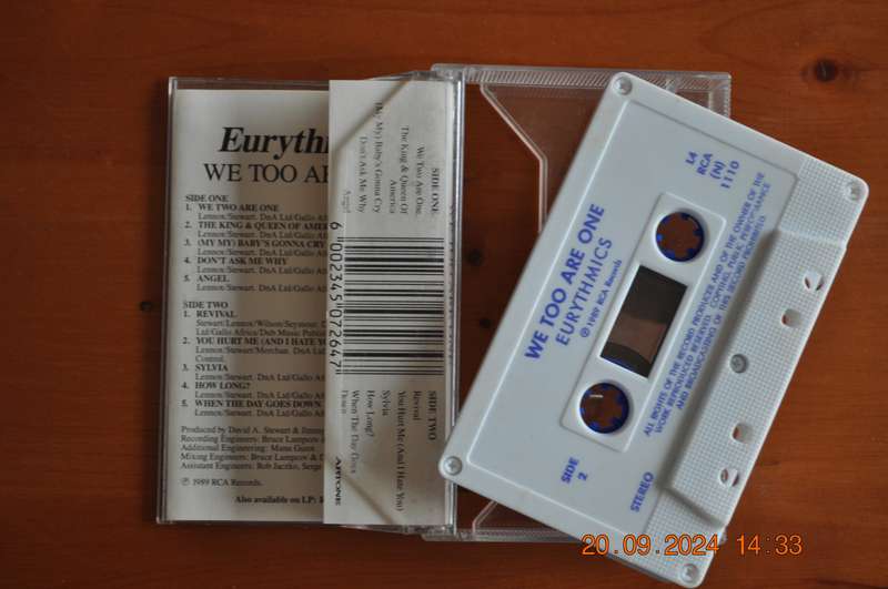 Eurythmics - We Too Are One (Cassette)