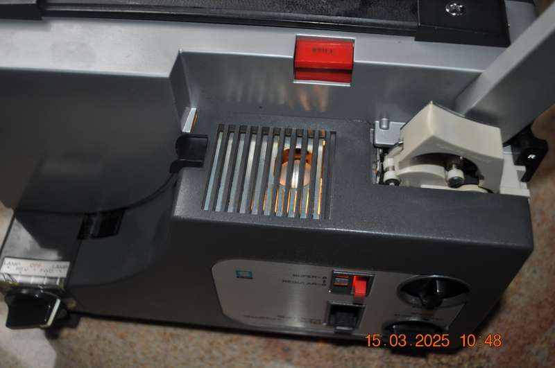 Vintage Sankyo 8mm Super 8mm Movie Projector (parts or repair)