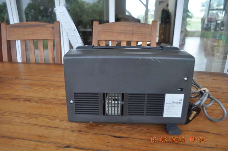 Vintage Sankyo 8mm Super 8mm Movie Projector (parts or repair)