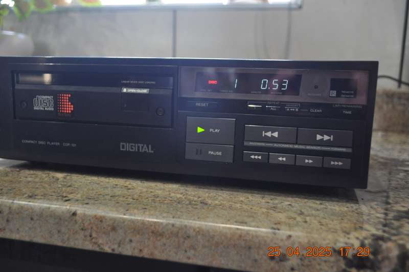 Vintage Rare Sony CDP -101 CD Player For Parts Or Repair