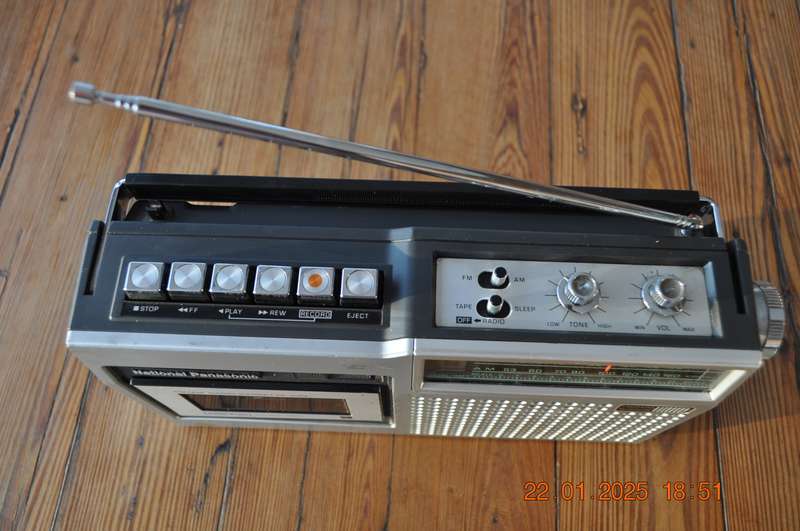 Vintage National Panasonic Radio Cassette (selling as is)